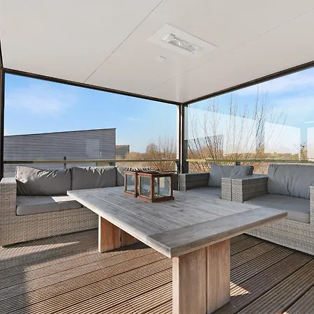 Villa 46 - Panorama | With Panoramic Water Views By The Ouddorp